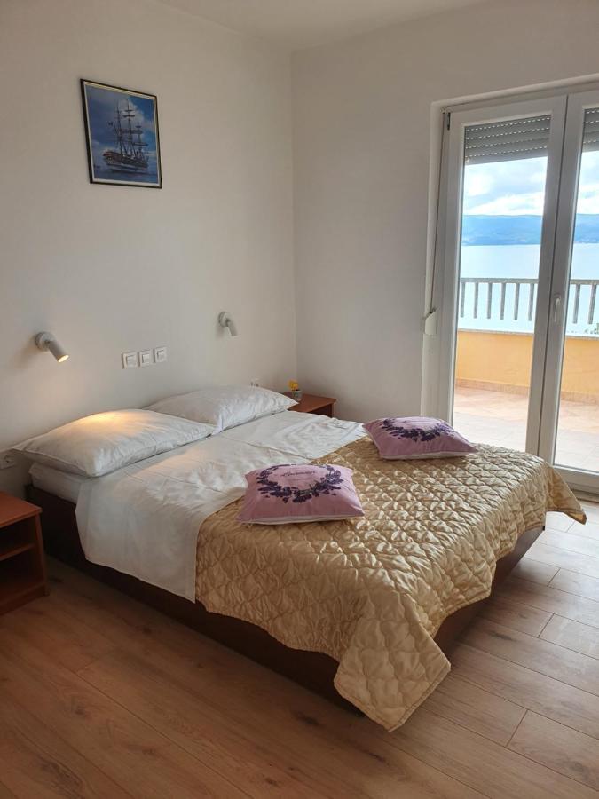 Apartmani Babic Dugi Rat Exterior foto
